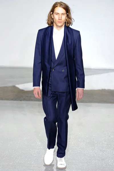 Look 1